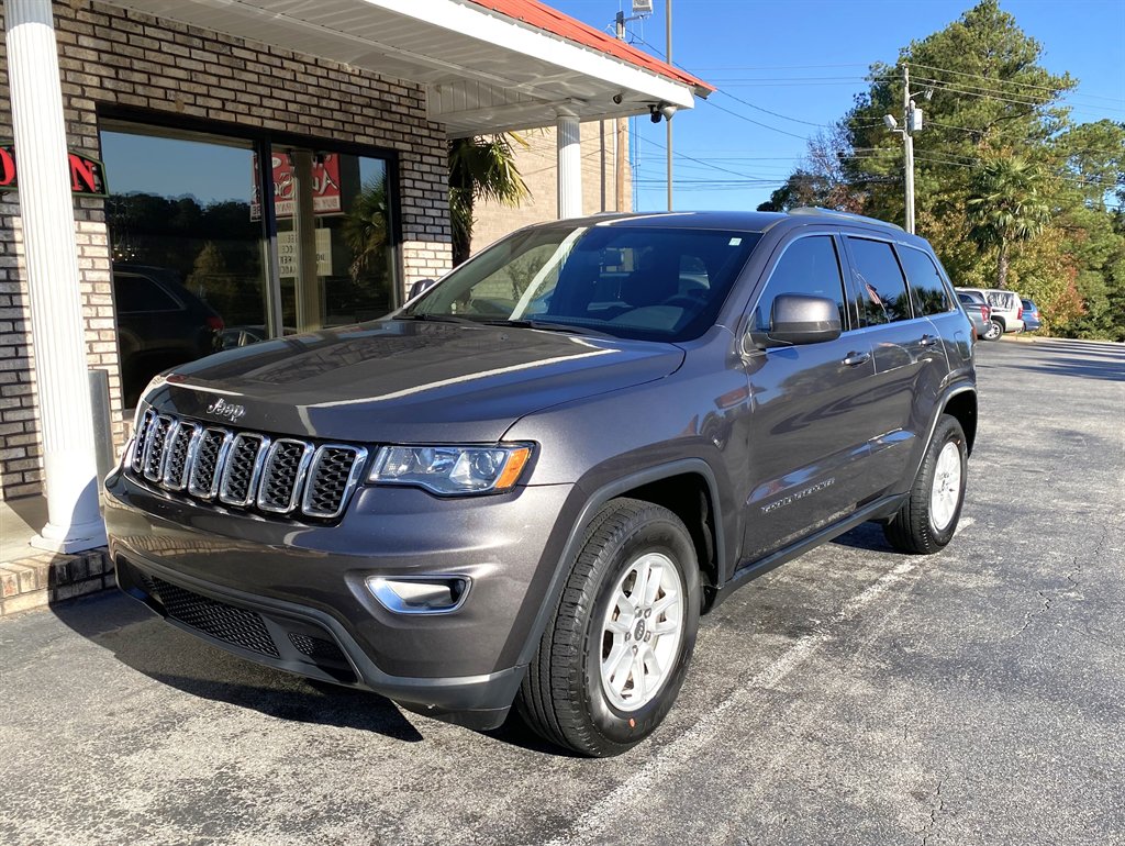 2018 Jeep Grand Cherokee Laredo E's photo