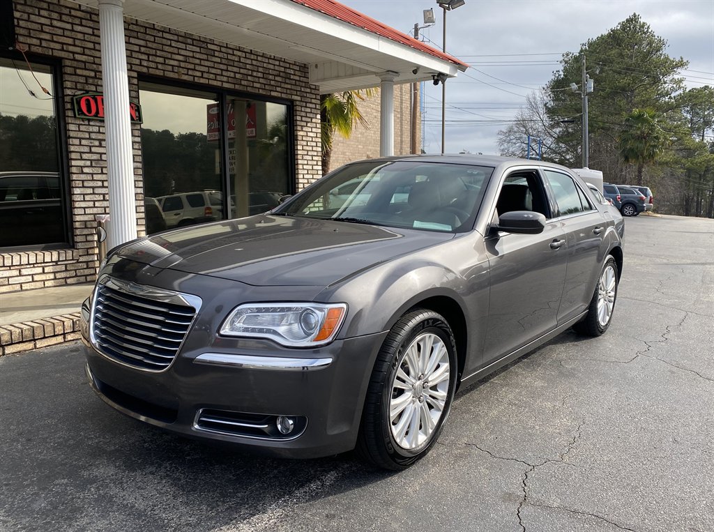 2014 Chrysler 300 Base's photo