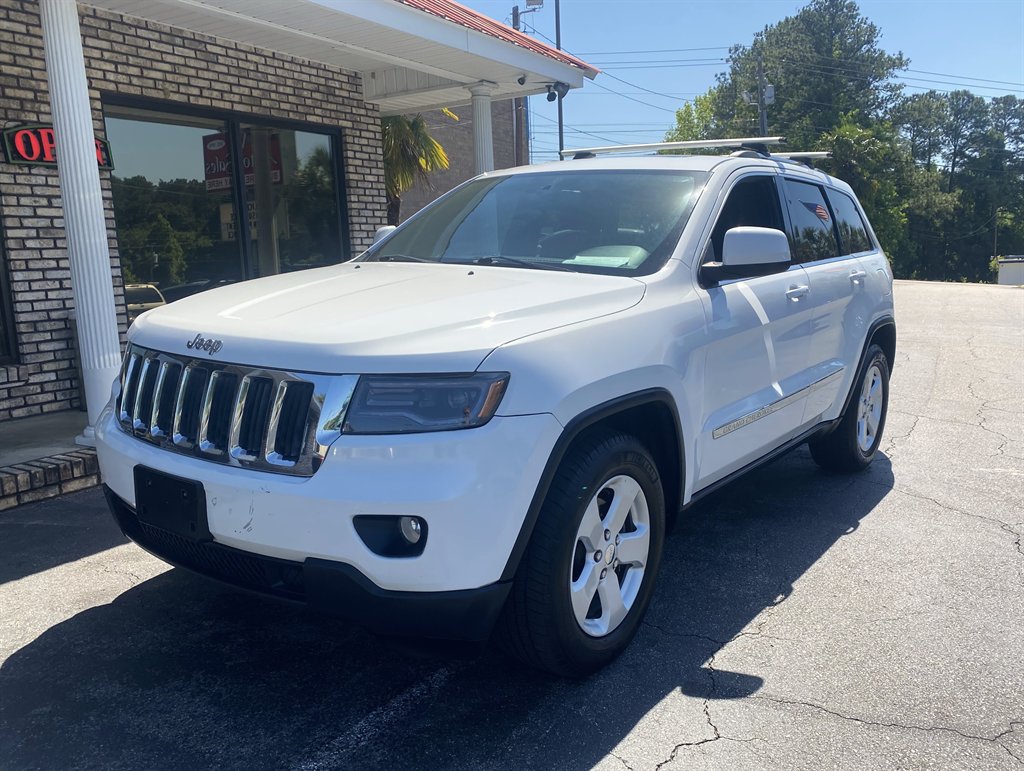2013 Jeep Grand Cherokee Laredo X 4WD's photo